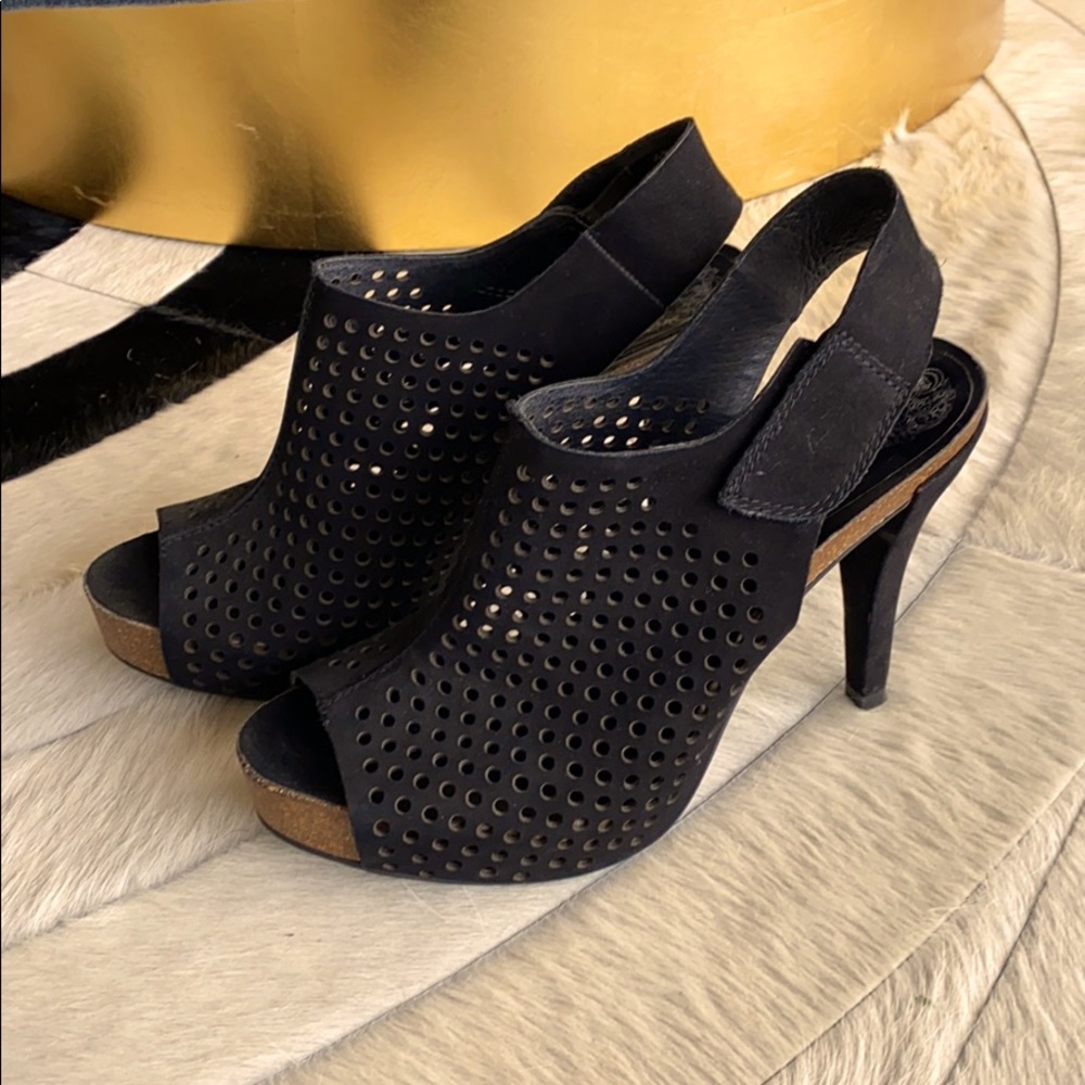 Vince Camuto Pedro Garcia knock off 38 black